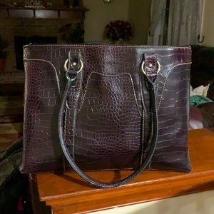 Merona faux- alligator skin hand bag
